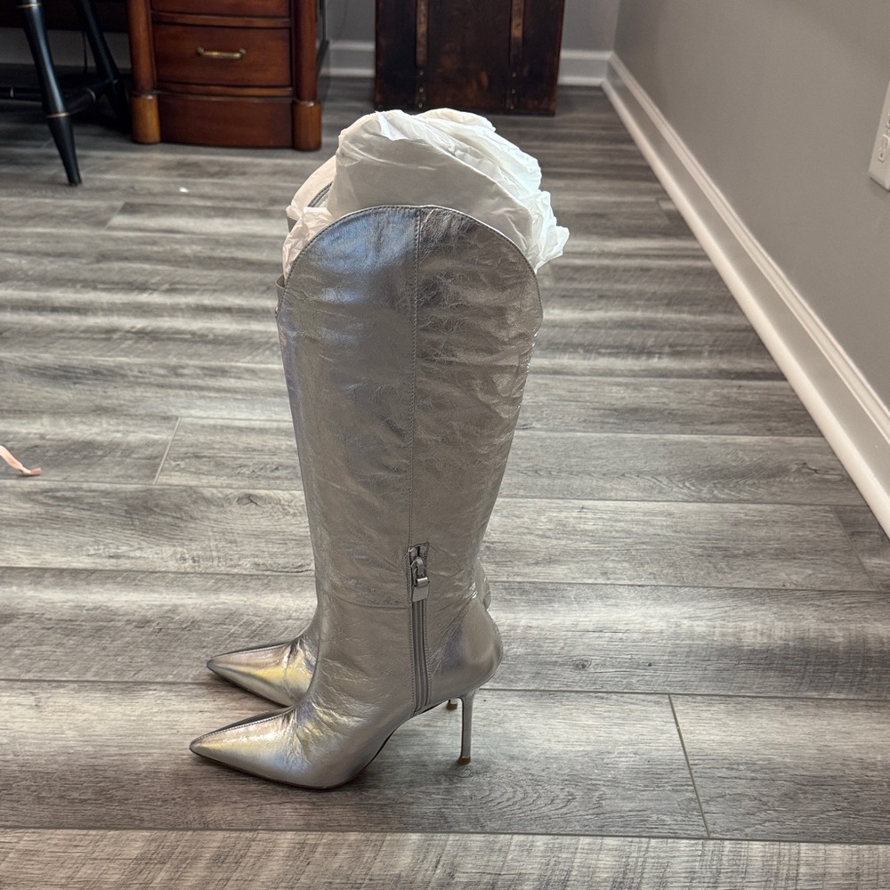 Stuart Weitzman Stuart Outrider 100 Boot